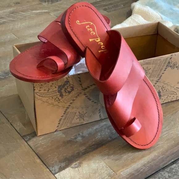 Free People red leather sandals size 7 - Picture 4 of 4